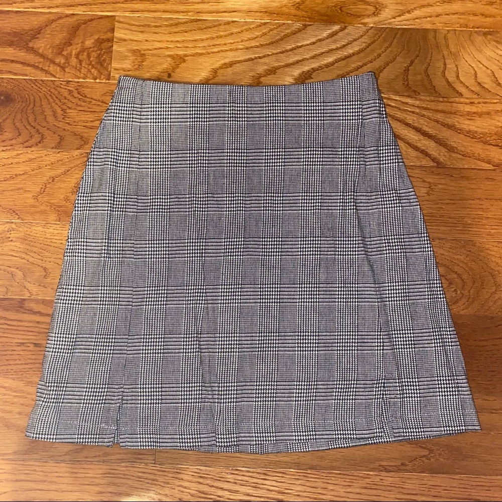Brandy Melville Plaid Skirt